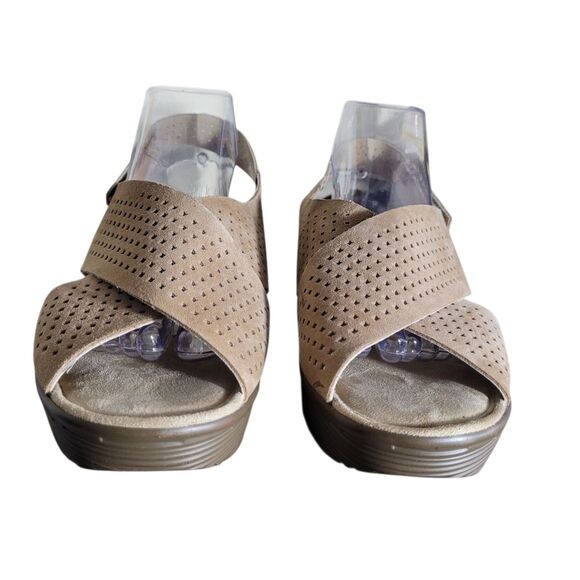 Skechers Leather Slingback Wedge Sandals Womens 9.5 Tan Memory Foam Beach Resort - Picture 4 of 8